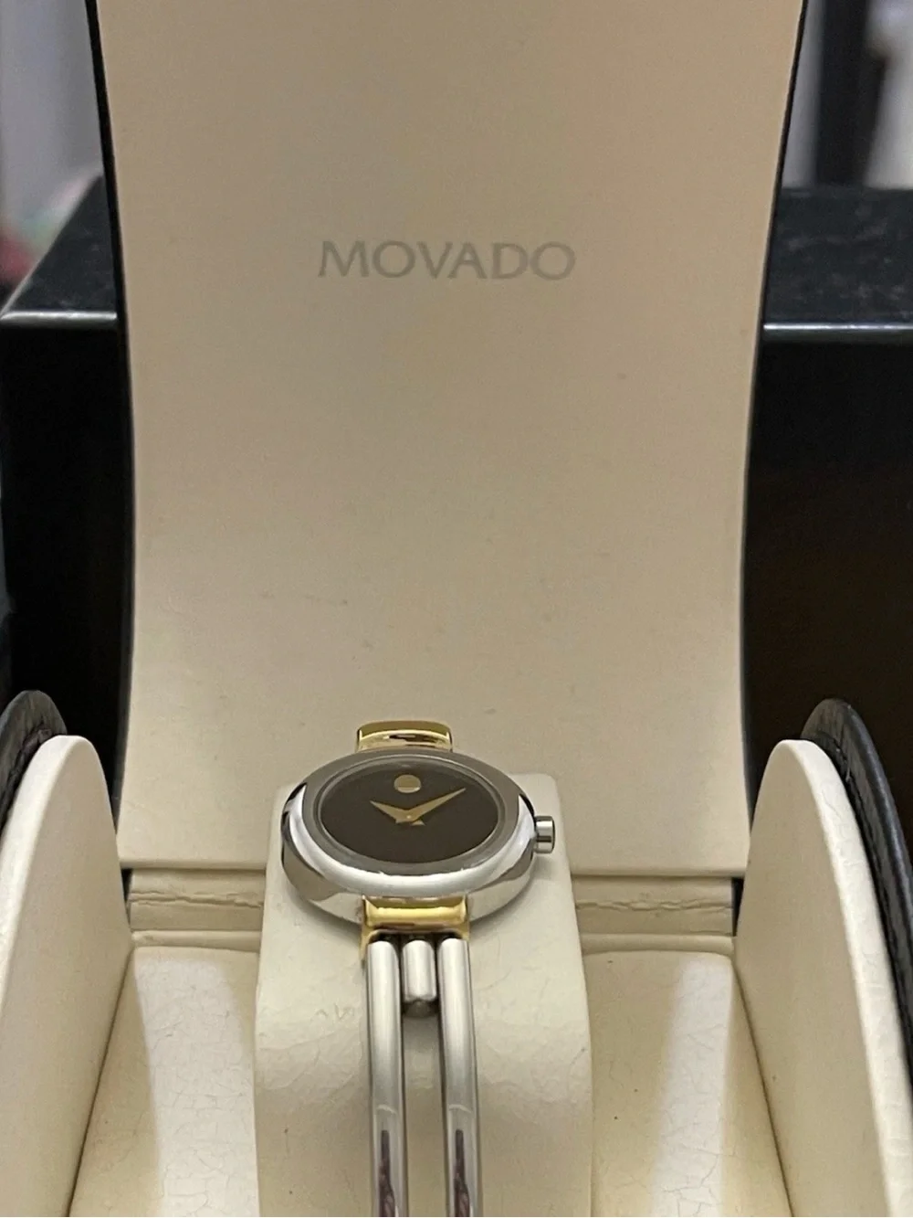 Movado Harmony Women's Watch Two-Tone Silver Gold Black Dial 23.5mm Swiss Quartz